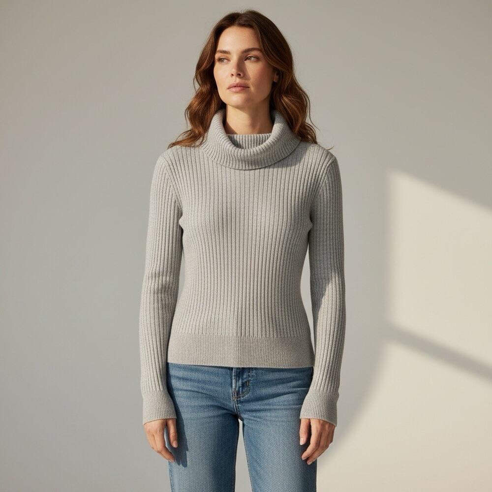 Aéropostale Women's Ribbed Turtleneck Shirt RN#121726 S/P Gray Pre-Owned